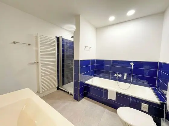 Tek Büyük Yataklı Oda, Veranda