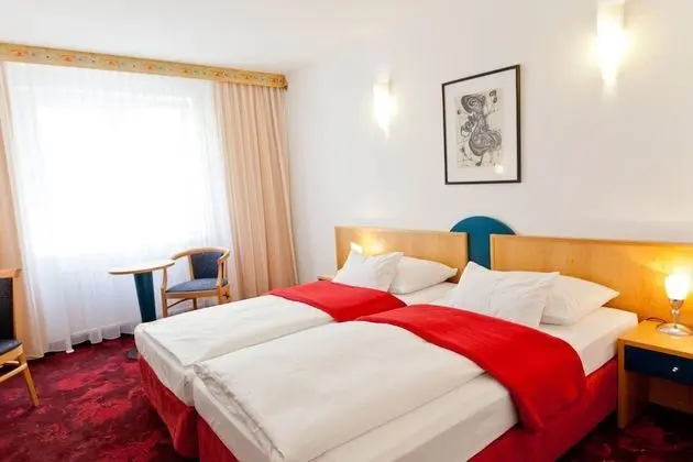 Comfort Tek Büyük Yataklı Oda