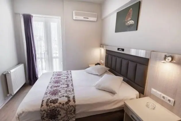 Standart Oda, Şehir Manzaralı