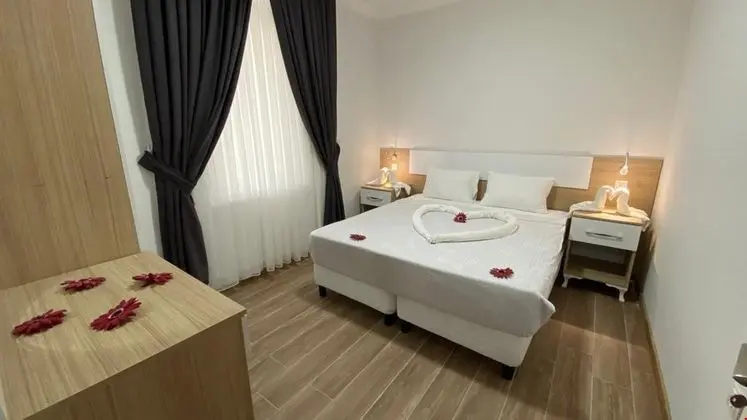Özel Havuzlu Villa (1+1)