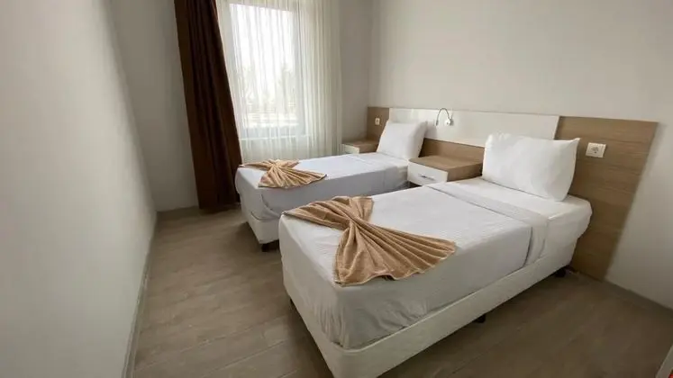 Özel Havuzlu Villa (2+1)