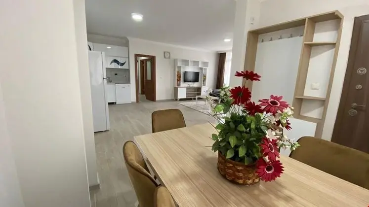 Özel Havuzlu Villa (2+1)