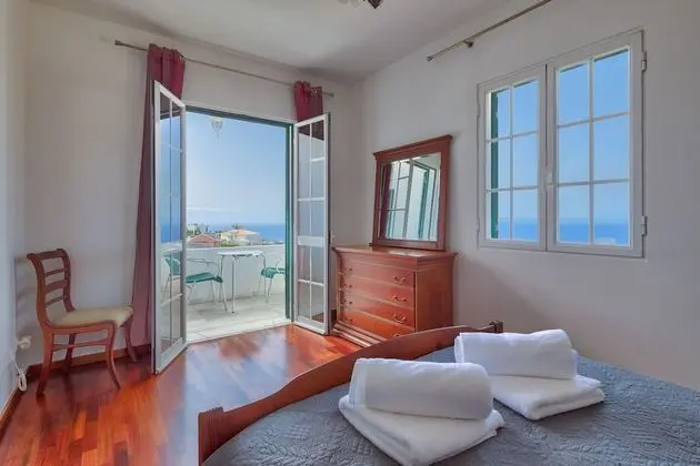 Villa, 4 Yatak Odası, Kişiye Özel Havuzlu, Deniz Manzaralı