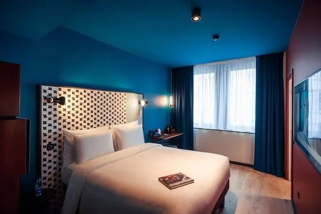 Deluxe Tek Büyük veya İki Ayrı Yataklı Oda (Extra Boma)