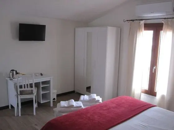 Tek Büyük Yataklı Oda (Attic)