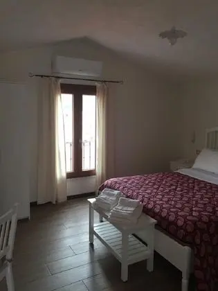 Tek Büyük Yataklı Oda (Attic)