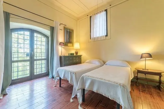 Villa, 6 Yatak Odası, Kişiye Özel Havuzlu