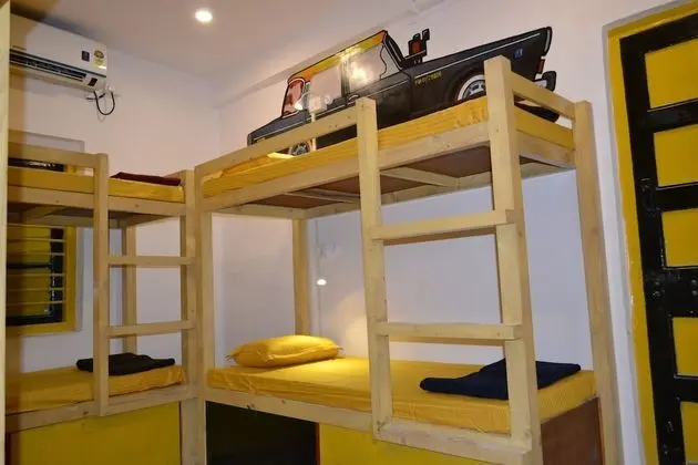 Deluxe Ortak Ranzalı Oda, Karma Ranzalı Oda