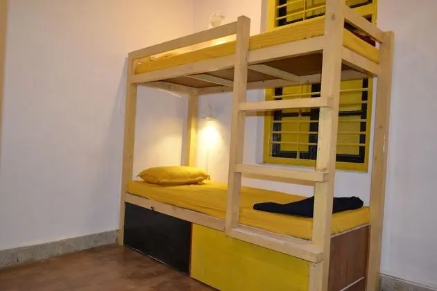 Deluxe Ortak Ranzalı Oda, Karma Ranzalı Oda