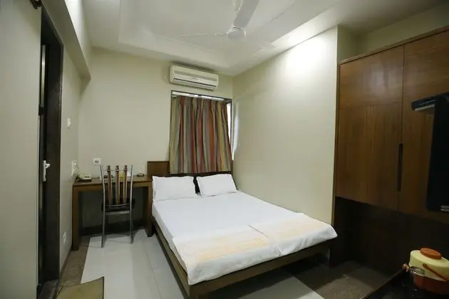Standard Double Bed