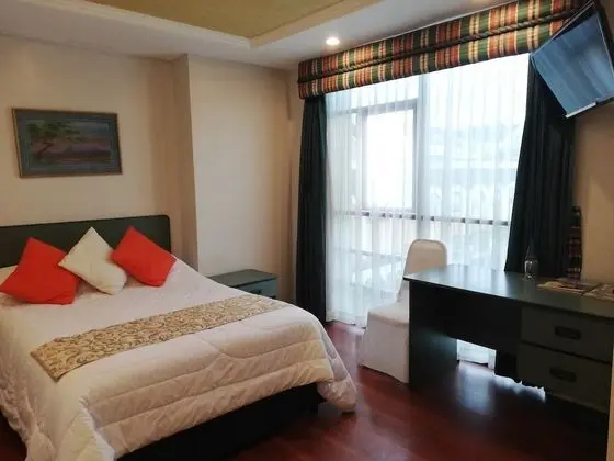 Tek Büyük Yataklı Oda, 1 Çift Kişilik Yatak