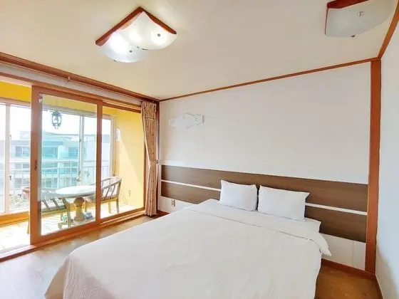 Tek Büyük Yataklı Oda (26 sqm.)