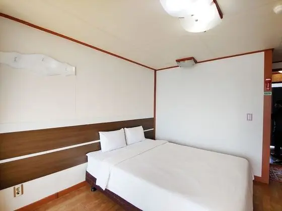 Tek Büyük Yataklı Oda (26 sqm.)