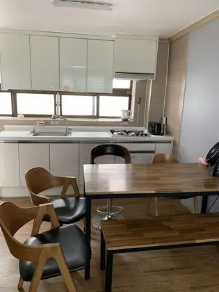 Üç Kişilik Oda