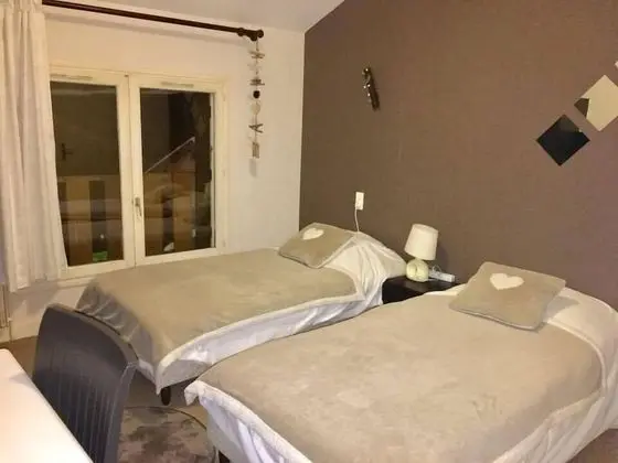 İki Ayrı Yataklı Oda, Dağ Manzaralı