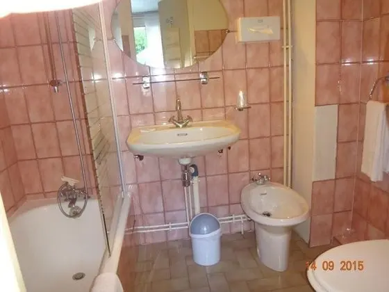 İki Ayrı Yataklı Oda, Dağ Manzaralı