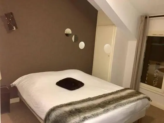 Tek Büyük Yataklı Oda, Dağ Manzaralı