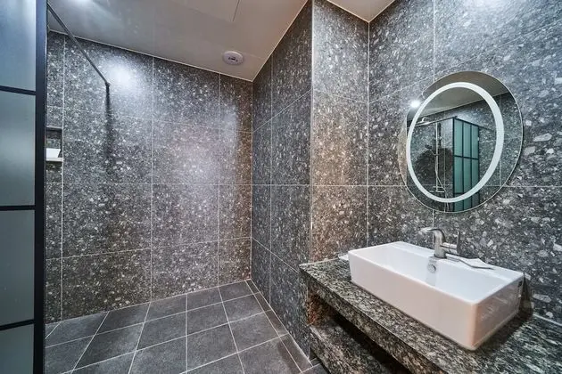 Premier Double Room, 1 King Bed, River View
