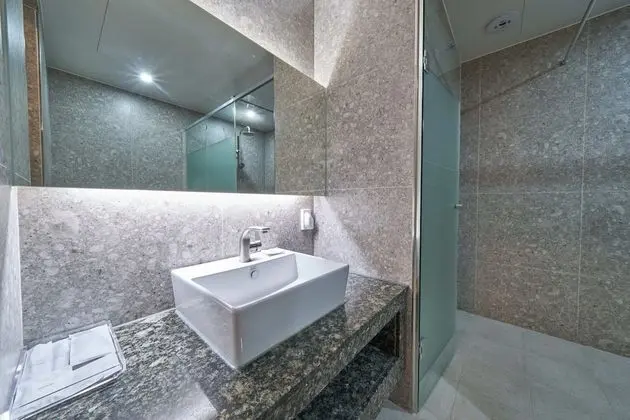 Premier Double Room, 1 King Bed, River View