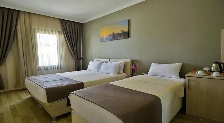 Aile Odası, Şehir Manzaralı