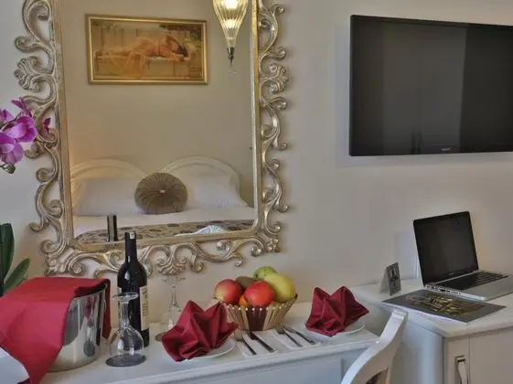 Aile Odası, Şehir Manzaralı