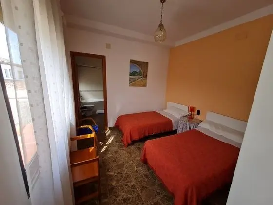 Standard Dört Kişilik Oda