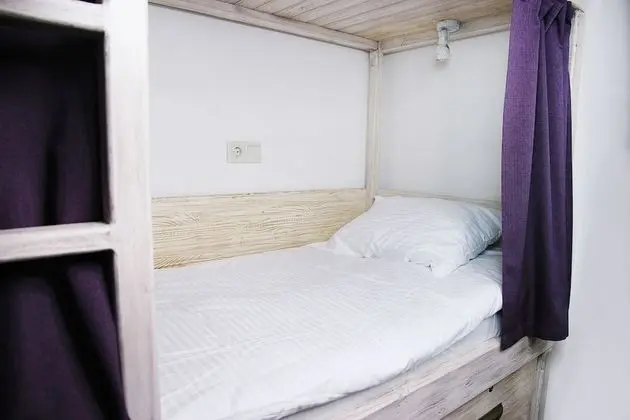 Ortak Ranzalı Oda, Sadece kadınlar için (7 beds)