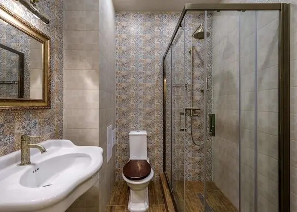 Ortak Ranzalı Oda, Sadece kadınlar için (7 beds)