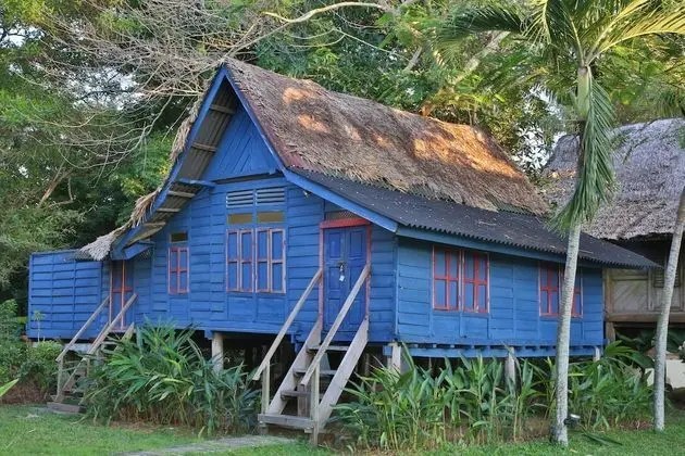 Traditional Villa (Blue Ginger)