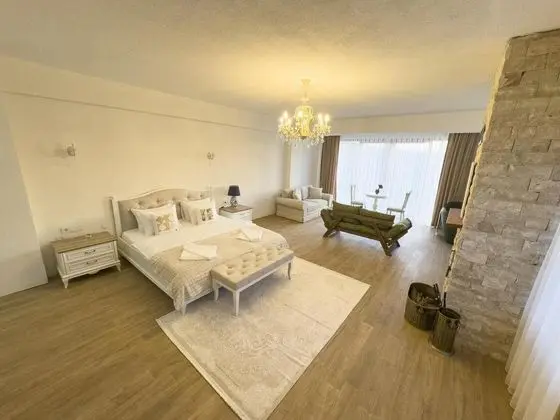 Premium Suite, Deniz ve Dağ Manzaralı, Dekoratif Şömineli