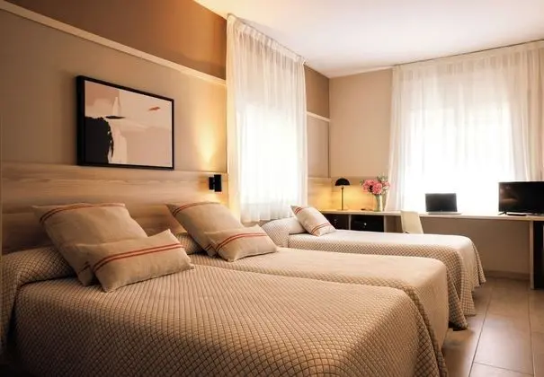 Üç Kişilik Oda (3 adults)