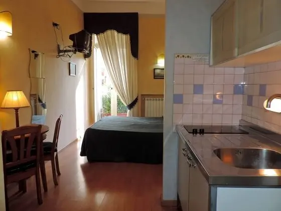 Tek Büyük veya İki Ayrı Yataklı Oda, Özel Banyo
