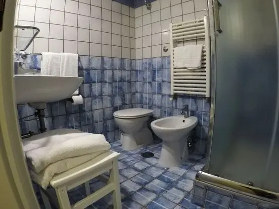 Tek Büyük veya İki Ayrı Yataklı Oda, Özel Banyo