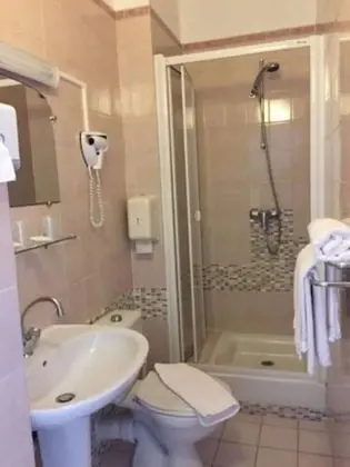 İki Ayrı Yataklı Oda