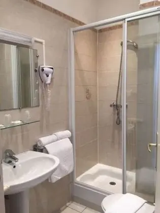 Tek Büyük Yataklı Oda, Teras