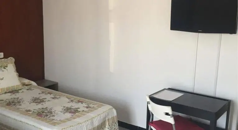 Tek Büyük Yataklı Oda