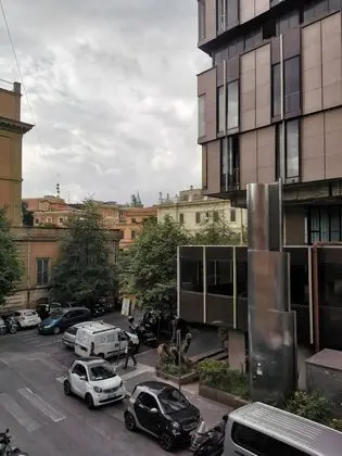 Üç Kişilik Oda