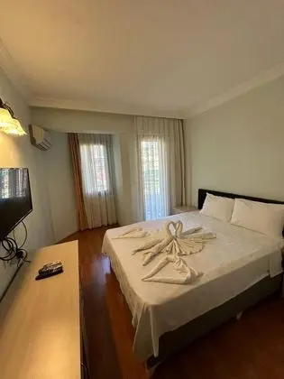 Standart Oda, Bahçe Manzaralı, Balkonlu