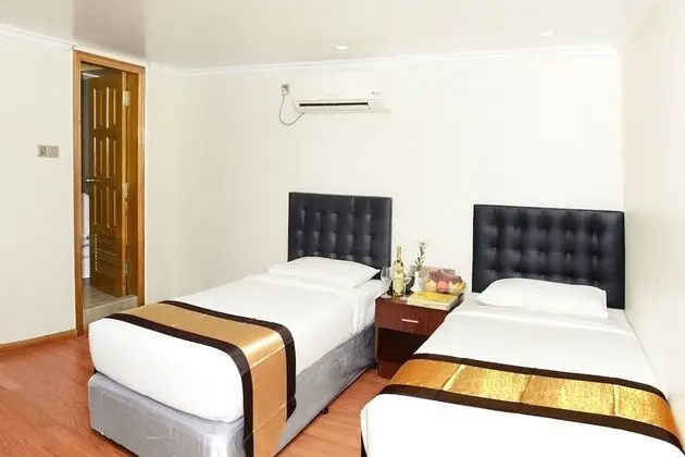 Superior Oda (Private Bathroom & Common Kitchen)
