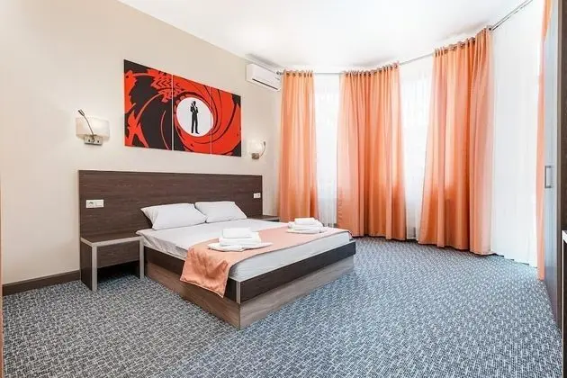 Comfort Tek Büyük Yataklı Oda