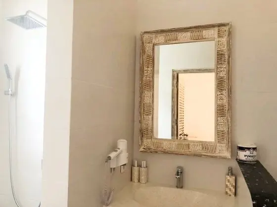 Comfort Tek Büyük veya İki Ayrı Yataklı Oda