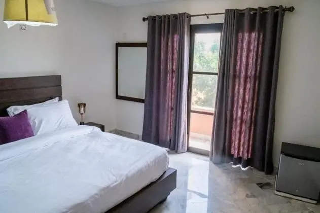 Deluxe Tek Büyük veya İki Ayrı Yataklı Oda