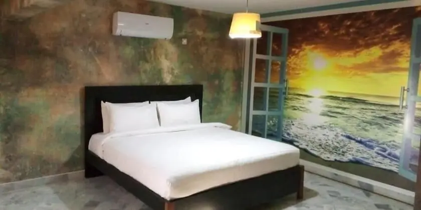 Deluxe Tek Büyük Yataklı Oda