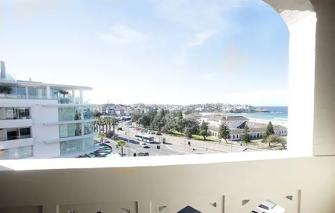 Standard Queen Room with Private Balcony Ocean Views