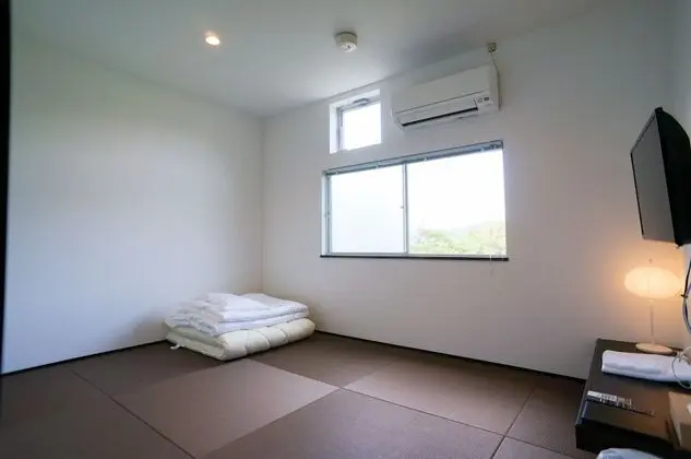 Traditional Üç Kişilik Oda, Ortak Banyo (Japanese Style)