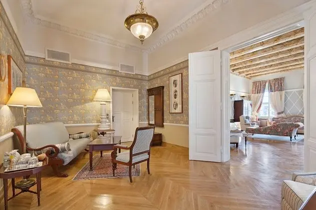 Presidential Apart Daire, Şehir Manzaralı