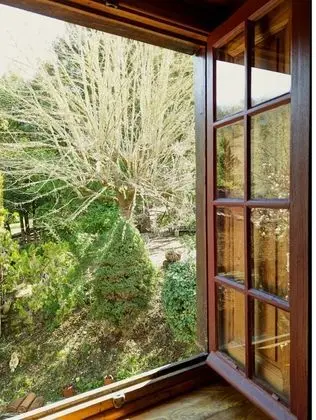 Romantic Tek Büyük veya İki Ayrı Yataklı Oda, Sigara İçilmez, Bahçeli