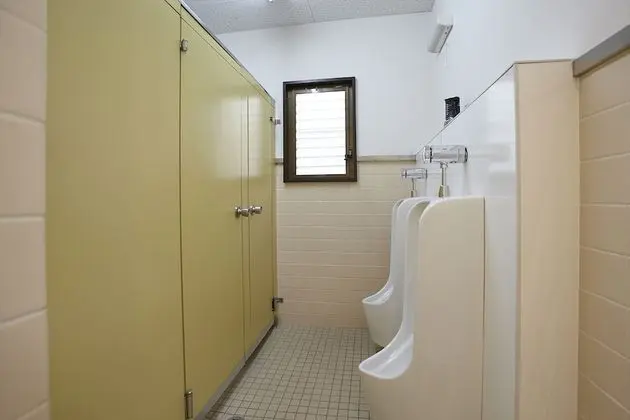 Ortak Ranzalı Oda, Karma Ranzalı Oda, Ortak Banyo (Bunk bed)