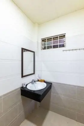 Tek Büyük Yataklı Oda, Balkon