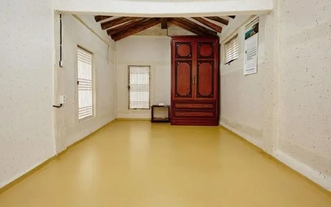 Oda (Dongryeong Room)